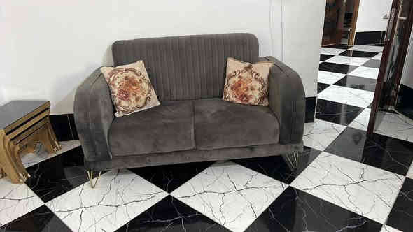 تخم تركي ١٠ نفرات اخو جديد للبيع ***********
