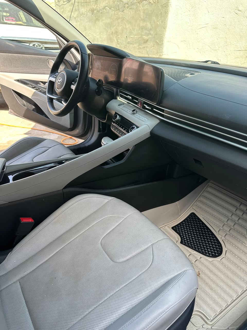 هونداي النترا ٢٠٢٣ لمتدد وارد امريكي حادث قبق صندوك فقط ومعدل بارد بدون رقم بيهة رش صبغ بامريكا مثل مامبين بتقرير بسمي عنوان بصره الزبير 
اتصال ***********
