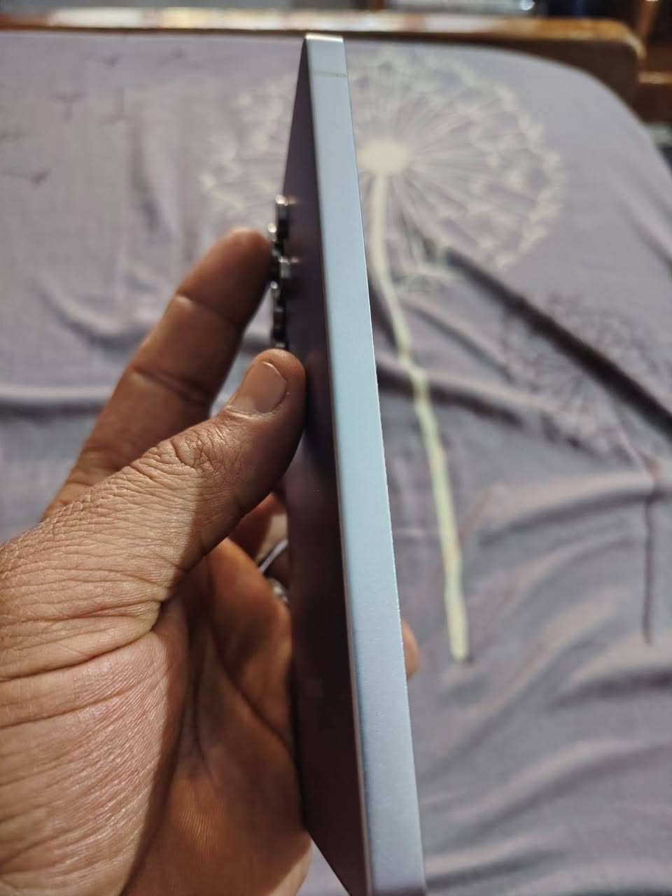 للبيع اس 25الترا ذاكره 256 استعمال شهر السعر 1150وبي مجال قليل ***********
