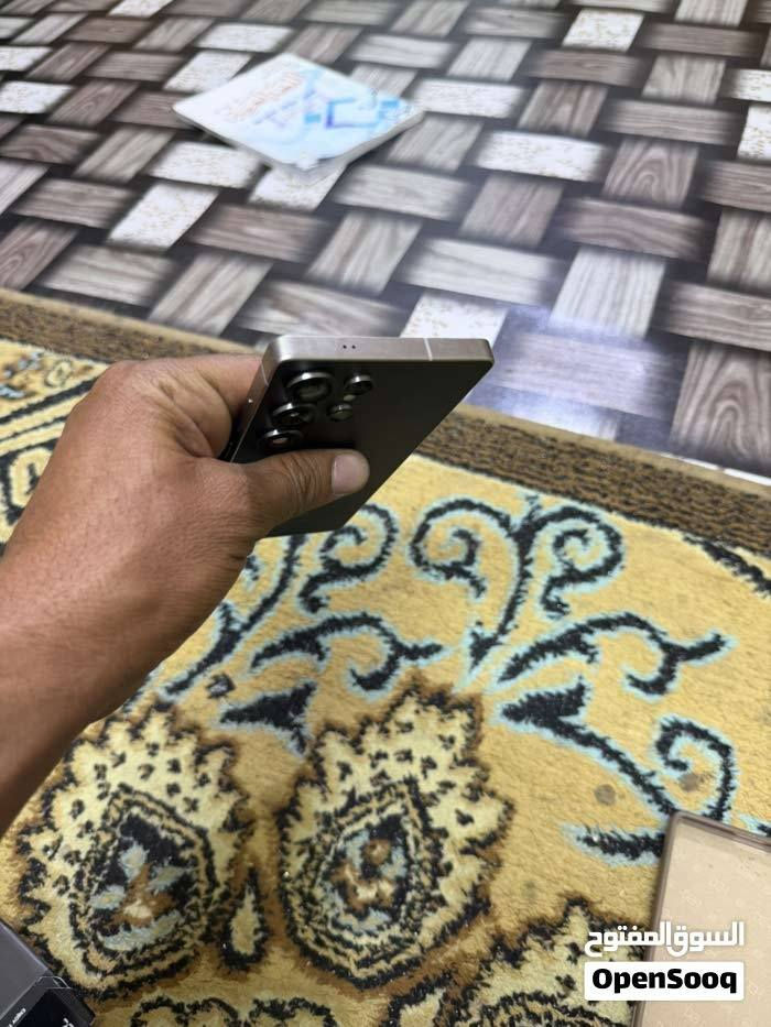 سامسونك s25 الترا ذاكره 256 عشوائيه 12 نضافه 100 بدون ملحقات جهاز فقط كفاله من كلشي للبيع او مراوس سعر مليون و125 توصيل متوفر واتساب ***********
