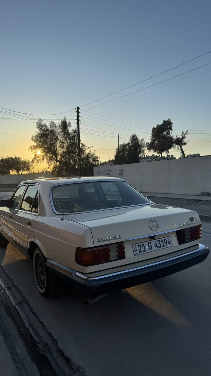 ماسرسدس ريئاسي SD300
موديل 1984
سياره دخول جديد 
ره قم اربيل 
كل عل شركة 
كير توماتيك 
ماشيه 140ميل 
مكان كركوك 
ره قم موبايل ***********
سعر 110$بي مجال
