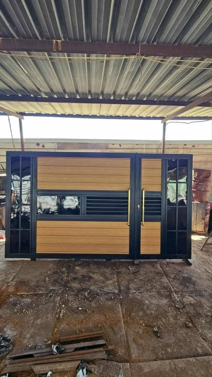 اختار النموذج العجبك وعوف الباقي علينة 🤝🏻⛓️‍💥

وخليك متميز وية حدادة سيف الوائلي 🧍🏻‍♂️

 سوي تاك لكل شخص عندة بناء  🚪

جايك بيدك ☕وجكارتك🚬 واستمتع بل صور 📸

اسعار خاصه لاصحاب البيوت الابنيه الكاملة 🏢

 معمل حدادة سيف الوائلي ابو أيليا 

لعمل كافه اعمال الحداده ابواب ـ شبابيك ـ كتائب ـ ابواب خارجية  - مراجيح 🔳🔨

 العنوان ـ كوت ـ حي الحكيم قرب المجسر 

تخفيضات»»»»
 ﷼» » سعر المتر ملم ونص تركي الشباك 45 الباب 50 
﷼»  » سعر 2 ملم ثقيل تركي  الشباك 60 الباب 65 

الاستفسار مراسله الصفحه او اتصل ع الرقم
 التالي ***********
