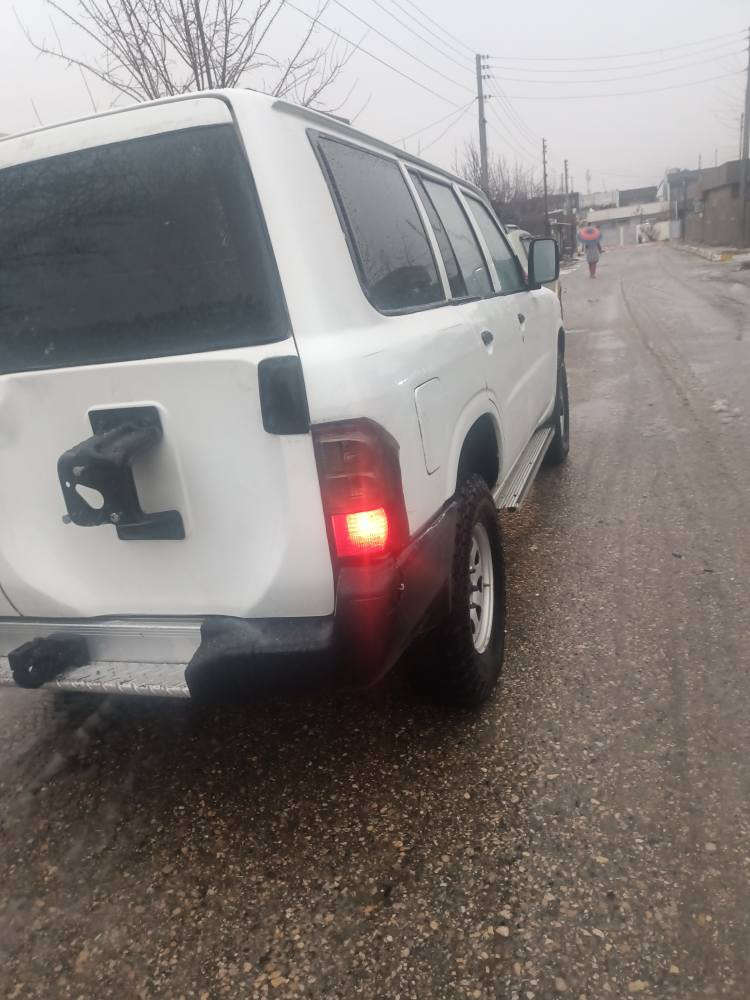 سه ره تابه ناوی خوای گه وره مهیره بان نیسان پاتڕۆڵ محسه ن بۆفرۆش 2002 کامل کاره بای ئه کسلی به شه رت جوارتایه ی لۆکی بۆبه سراوه گئڕومه کینه ی به شه رت سه نه وی نزیک ساڵئکه ته واوبوه خه رامه وته حویل به شه رت گئڕی عادیه به نزینه شانی داداوه به لای سایه قالای سایه قی بۆیاخه من به کامل بۆیاخ ئه ی فرۆشم شوئن ناوپئنجوئن  بۆسئعر به یوه ندی بکه ن ***********فای به ر بنجوين, السليمانية
