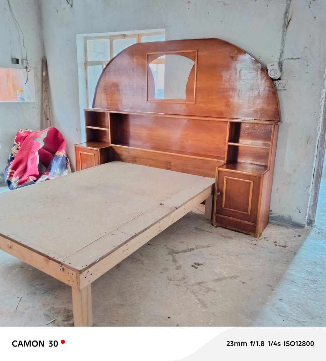 غرفة نوم صاج حطاطة نضيفة للبيع تواصل ‏‪***********‬‏
