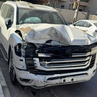 أشتري اي سياره متضرر  بالسعر الي يرضي الله جميع انواع السيارات البيهه ...