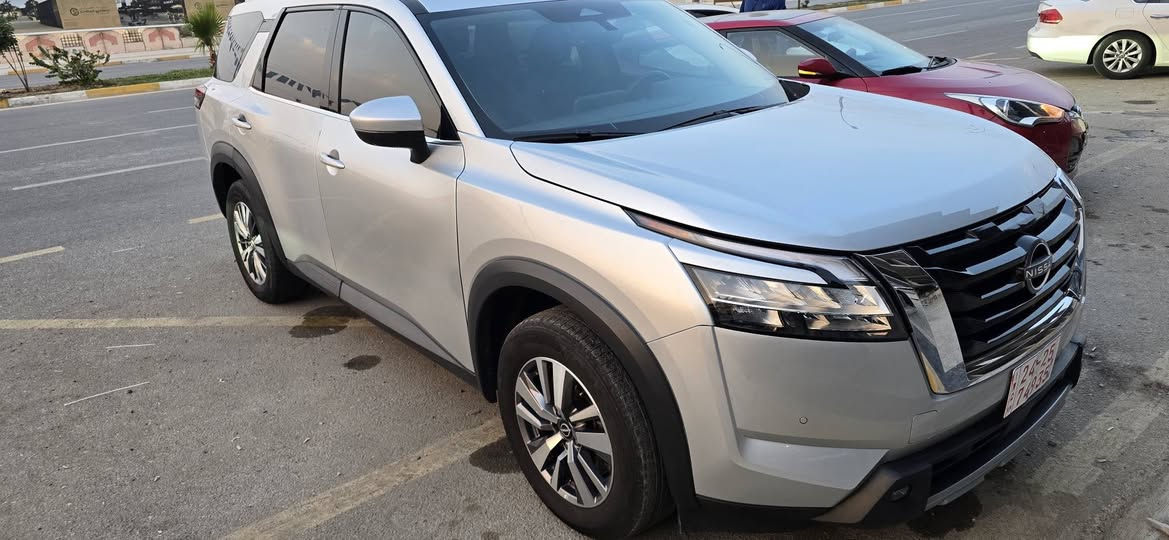 سلام عليكم 
باثفيندر 2023 مواصفات SL
فول مواصفات عدا بانوراما 
خمس كامرات
-مقاعد جلد 
حساسات اماميه وخلفيه 
 رادار امامي وخلفي 
نقطه عمياء 
-صندوق شفط
-شغال شحن سريع
-مقاعد تدفئه
ماشيه : ٤٦ الف 

مكينة ٦سلندر حجم ٣.٥لتر تنفس طبيعي

ضرر السيارة بيها بابين طرف سكن مبدلات بلادي نفس لون  بدون دواخل 

السيارة كاتي تترقم شمالي مكان السيارة كركوك للإستفسار مراسلة ع الخاص او الاتصال ع الرقم ***********
