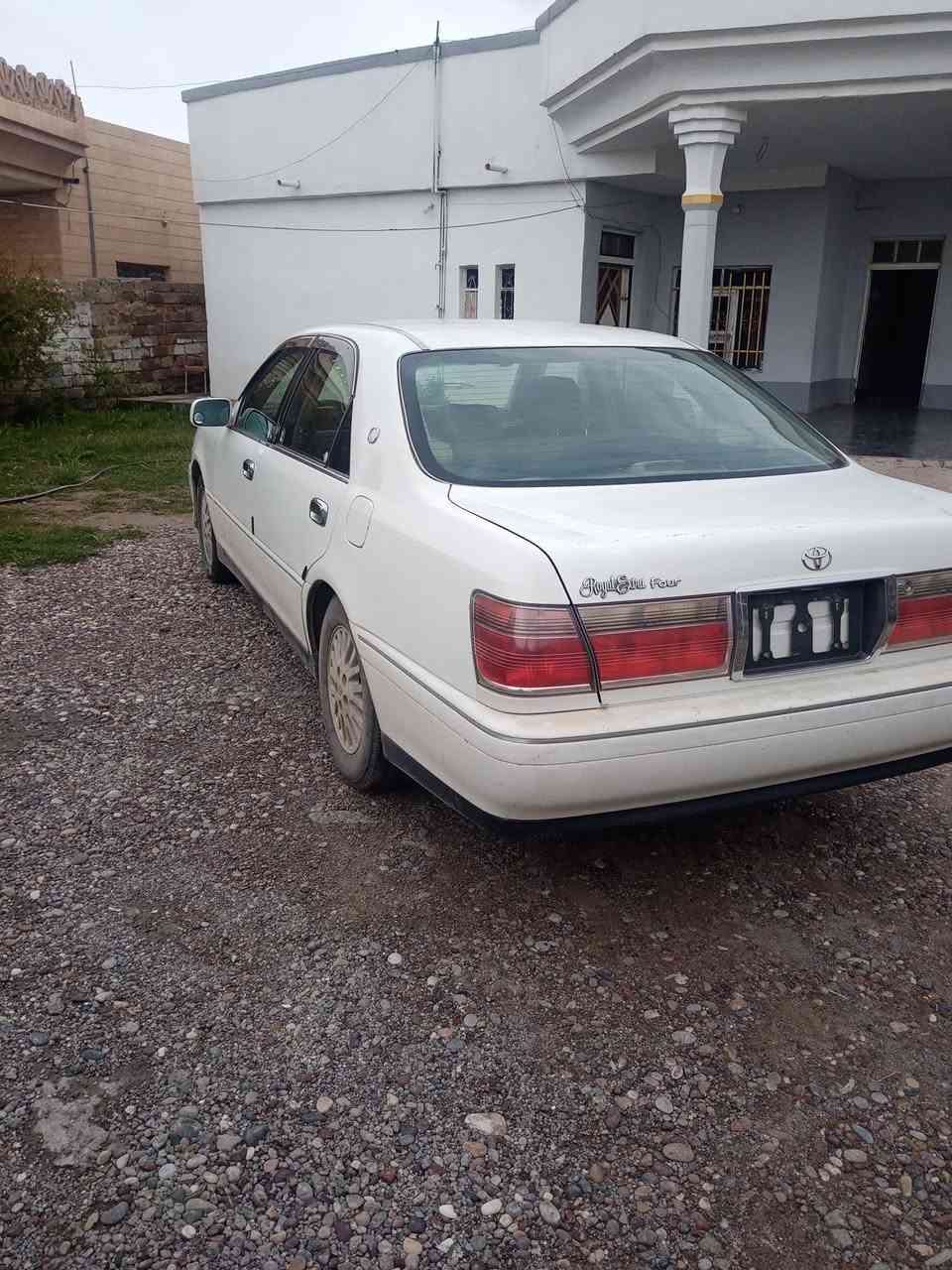 ملكه ادوات لون ابيض شرط لا ضربه ولاشخط موديل 2002 جاهزه محرك ففتي شرط محرك گير  تبريد. تايرات جدد سبير جاهز يعوزها ترتيبات بسيطه.
السعر 30$ بيها مجال.
***********
