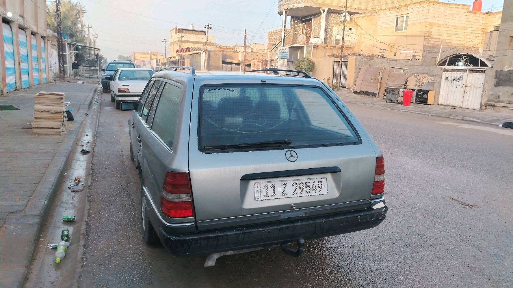 مارسدس استيشن موديل ٨٨
رقمه بغداد انكليزي باسمي
محرك و كير خير من الله بلادي عنكبوت
مصبوغه حزام بدون قماره 
مكاني نجف كوفه 