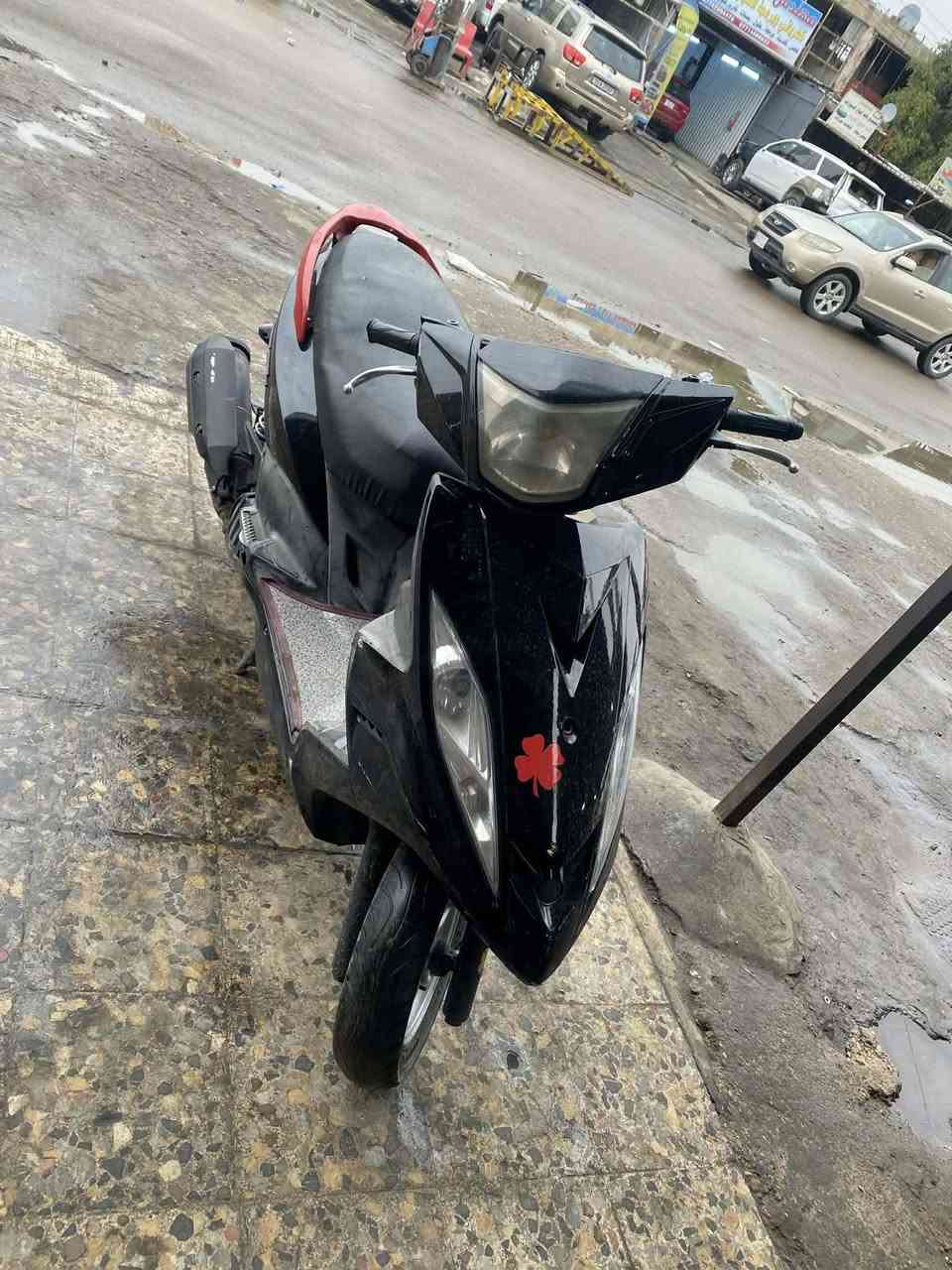 سلام عليكم دراجه جيتي ار البيع مكينه بلديه ممفتوحه دراجه بيه شلعه ومعدل شك الكاع سعر دراجه 750 وبيه مجال قليل وهاذه رقمي *********** وتساب فقط
