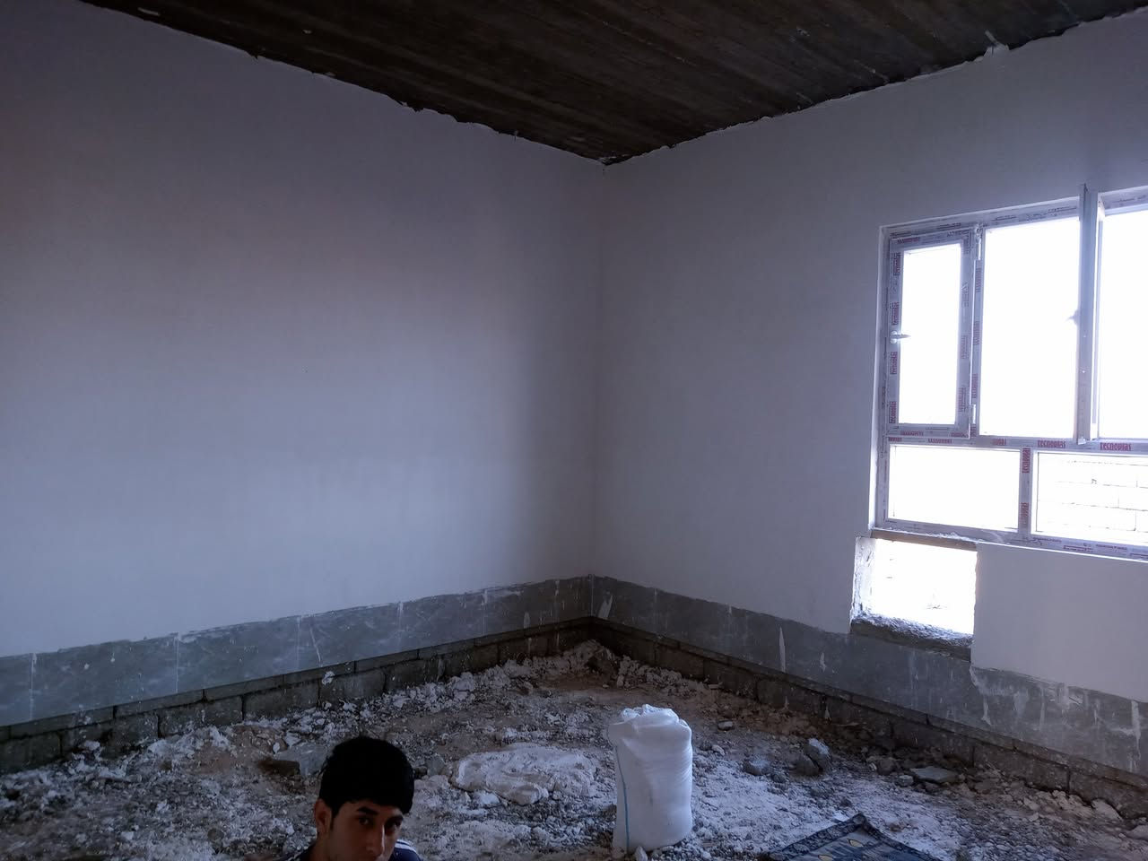 متواجد بسديره خابر وتدلل كادر لباخ جص من الموصل شغل عل مسطرة البيت يطول ٣إيام المبيت ابنفس البيت النشتغلو التزام بالموعد وأتقان بالعمل مواصفات العمل حسب الطلب تنعيم جام وصور كدام العين  ومن الله التوفيق للجميع☺️تحياتي للجميع🙂 لمكمل سراميك ايتصل🙋***********👌***********
