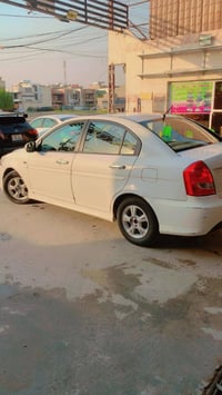 اكسنت خليجي • مكينة 1600 • ٢٠١١