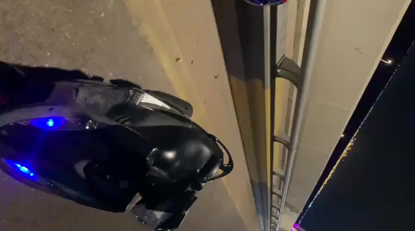 السلام عليكم دراجه بلاد + بلاد.. لون اسود ختم واحد وين مايعجبك ختم موجود ويه المكينه + مامبدل بيهاا ايشي 
معدل
 مكاني ألاصمعي رقم *********** 
سعر الدراجه مليون قفل قفل مو شراي لاتراسلني 🤍
