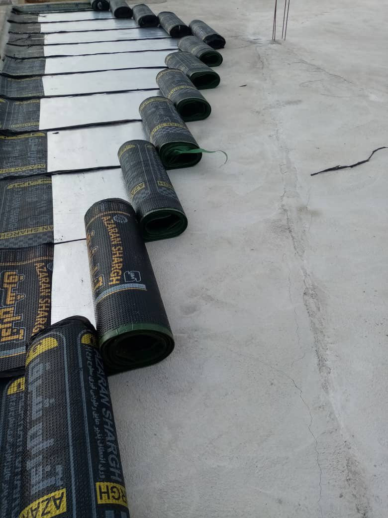 🎗️ أيزوكام 🎗️
***********
              مواصفات المادة
1/عازل حرارةورطوبة خفيف الوزن 
    ولايمكن للماء النفاذ خلاله 🌧️🌧️
2 /يعمل على جميع أنواع الأسطح
     المسلح العكادة السندويج بنل 🏠
3 /بديل الشتايكر والماستك والفلين
     والزفت ✅
4/العمل بكوادر فنية متخصصة كادر ايراني🇮🇷
5/السعر يبدأ من 6 ونص  لمتر
