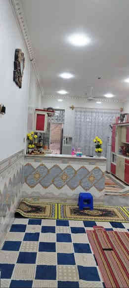 السلام عليكم بيت للبيع بحي الحكيم بنزلت الوائلي ثالث فرع تفاصيل البيت غرفتين نوم صاله ومطبخ وستقبال وحمامات داخليه وخارجيه البيت بناء جديد وبناء طابوك مساحته 160 الواجه 8 والنزال 20 بيت مرتب وحلو من الداخل السعر ب63 وبي مجال الاتصال علا الرقم *********** ❤
