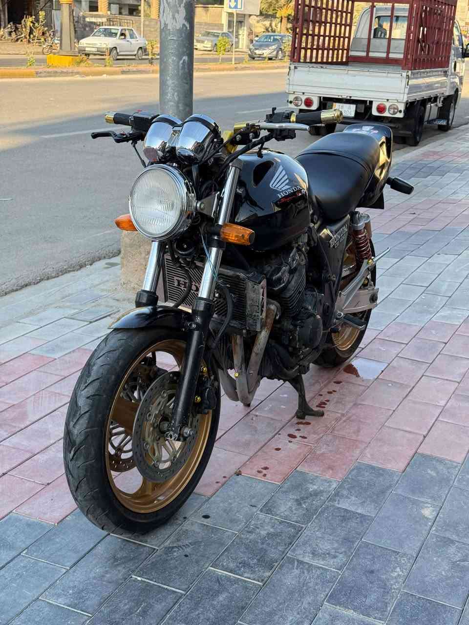 سبي فور 400 جيل أول لبيع أو لمراوس حسب القناعه سعره 1800 مكاني كربلاء ***********
