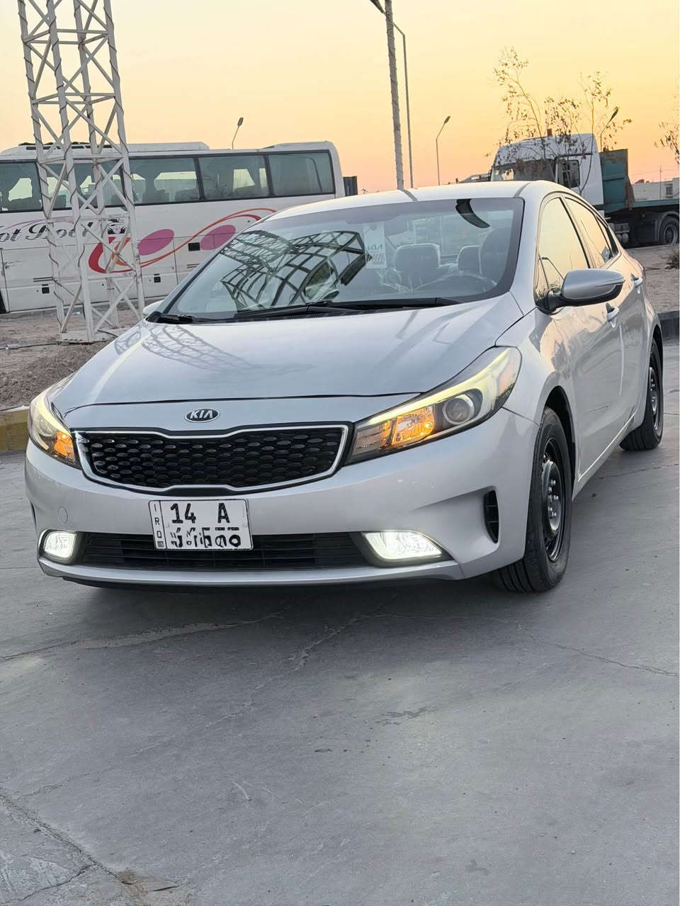 كيا فورتي أمريكي  ٢٠١٧

بصرة حره تحويل مباشر 

حادث قطعتين مدگر وبنيد 
گير و مكينه و حدادة وتخم تاير جديد وخير من الله

السياره جاهزة وأحلى من الصور 

بيع أو مراوس حسب القناعه

السعر :  ١٠٨ $  وبيها مجال

للأستفسار : ***********   أتصال واتساب تدلل

📍 مكان البصرة Singapore
