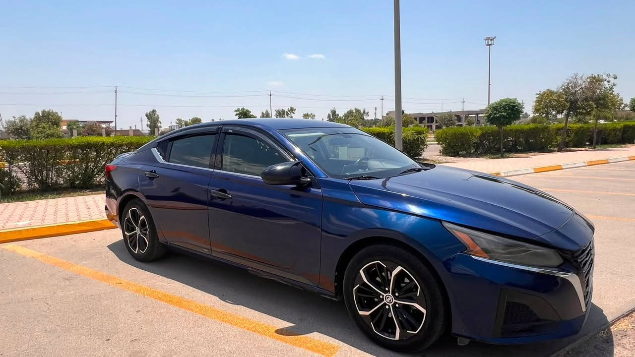 للبيع التيما SR    2023
السعر 142 بي مجال بسيط 
*********** 
الون ازرق 
ماشيه 170 الف KM 
فول ماعدى سلايت 
5 بصمات 
رادار 360 درجة 
ويل كروم SR بلادي 
تايرات شركة 
رادار جانبي خلفي 
حجر بلادي 
شفتات ستيرن 
تثبيت سرعه 
شاشه لمس 
تحكم ستيرن 
تبريد ثلج 
كشن جلد +كهرباء 
ضرر السياره فقط قطعتين بجم كبس  
رقم اربيل جديد سنويه 2030
