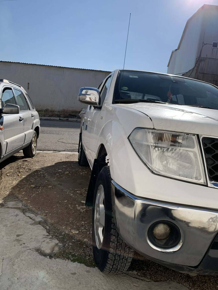 نةڤارا موديل ٢٠٠٩ گير عادي گيرو مةكينة بة شةرتي ١٠ فيتةر بوخار و سةرف و سةوت هةر هةمووي بة شةرت پيش و دواو ژيري چركةي تيا نية بو هةزار مةسرةف مةگةري كامل گياني لةسةر شةريكة ماوةتةوة بوياخ يةك لاي بودي دواوة بوياخة رةسمي سونةرةكةم داناوة ٤ تايةي لوكيشي بو بةسراوة سةنةوي تا ٢٠٢٩ تازةية بةناو خومانةوةية سيعري ١١٥ گةلاو معامةلةي برايانة
*********** فايبةر و واتسابي لةسةرة السليمانية, العراق
