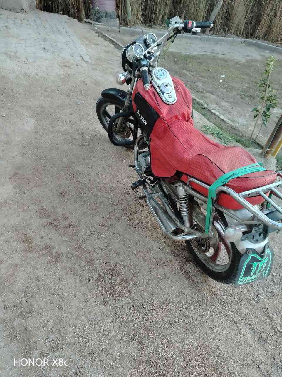 السلام عليكم دراجه جونده موديل 2017 اورقه ضايعه مكفوله من سرقه دراجه كامله مااتذب عليه كلشي لا تنقيص ولاتبخير كهربيأت كامله كله جديده المكان كربلاء المقدسة الحسنيه البراهمي السعر 400 وبيه مجال الشراي لاستفسار ***********
