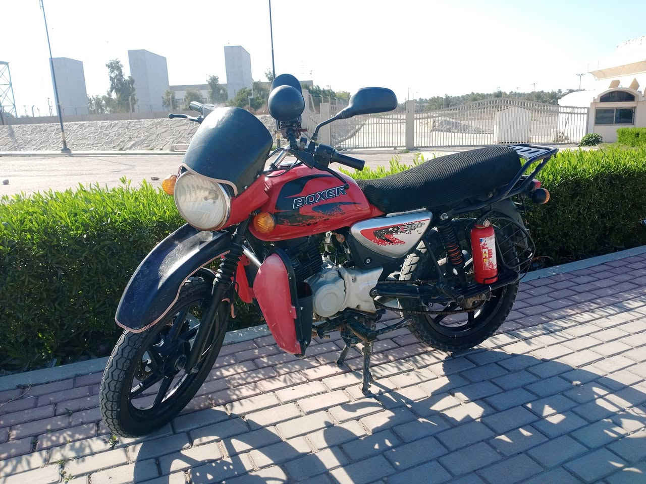 السلام عليكم دراجه بوكسر 2023 كفاله عامه اوراق السعر مليون و100 مكان بغداد الشرايات.  ***********
