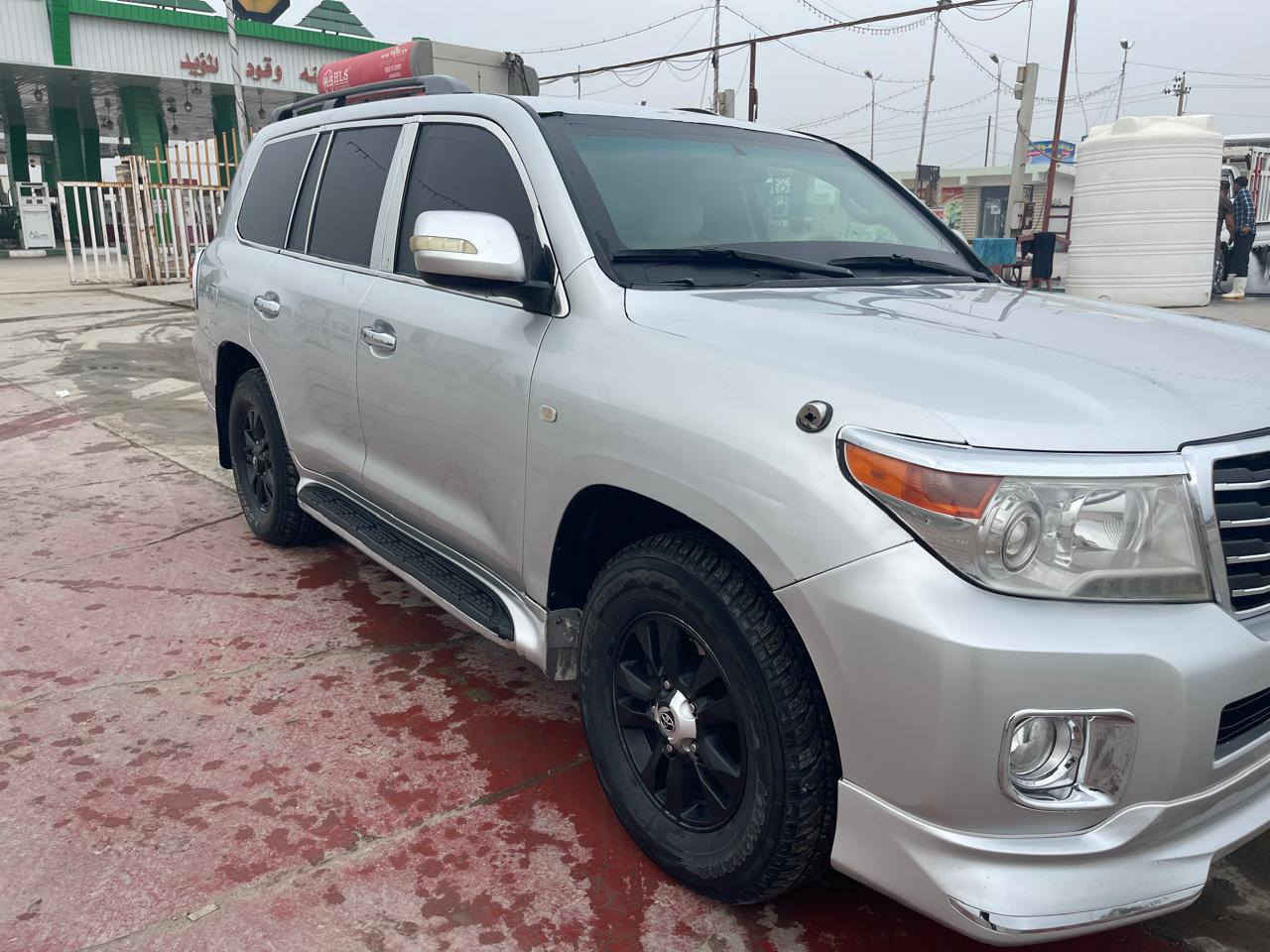 سلام عليكم لاندكروز 2011 ((مصفحه))) بل كامل شركات مكفوله. مكينه كير كفاله سياره حلوه وجديده ماناقصه شي السعر 160 مكان السياره  كربلاء
رقم تلفون ‏‪***********‬‏
