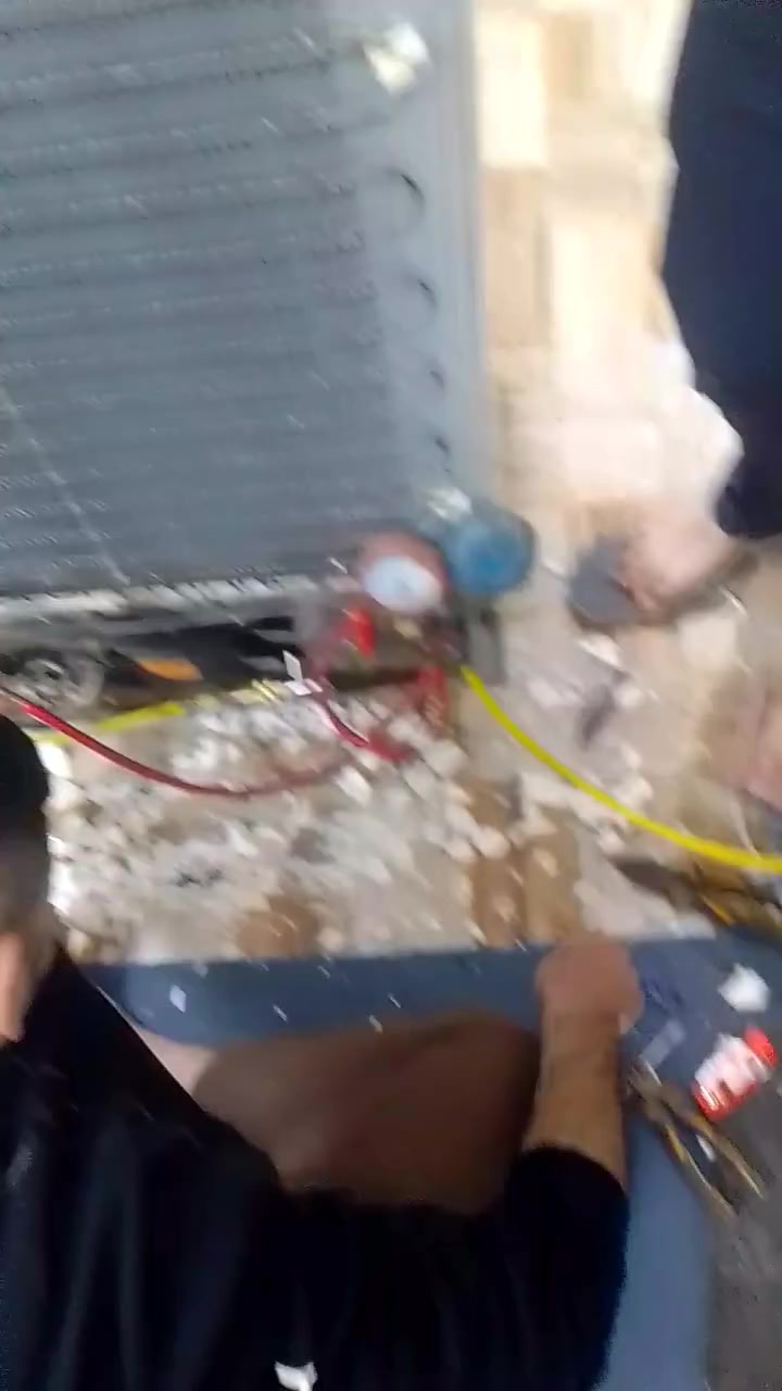 السلام عليكم ورشة فراس للتبريد
صيانة ثلاجات وغسالات و سبالت في كربلاء موقعي حي العباس اتصال على هذا رقم *********** بي واتساب
