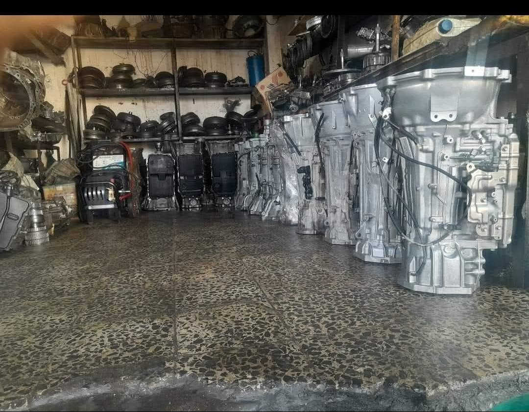 ,من رخصة الادمن
*********** ابو ادم 
يوجد كيرات لاندكروز مونيكا 2007  وجميع كيرات الاندكروز يوجد لدينا مع ضمان صيانه تبديل فحص صيانة برمجة  شارع الخيمه قرب نادي تركماني
