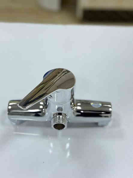 "اطلب قبل انتهاء العرض".
                      💶 السعر40الف فقط فقط 💷
👈🏻تعلن شركة أوسكار عن تخفيضات 
📝على جميع انواع الخلاط شطاف
⭐متوفره جميع الدزاينات والالوان 
✅شرط الاصلي جوده عاليه
✅نجهز مفرد وجمله 
📍العنوان؛ كربلاء المقدسه حي الصناعي  بلوك الثالث 🛻شارع المعارض 
🕣متواجدين: من الساعه 8صباحا الى الساعه 4عصرأ
📲التواصل على الواتساب او الاتصال على الرقم التالي
☎️ استاذ: احمد ***********
