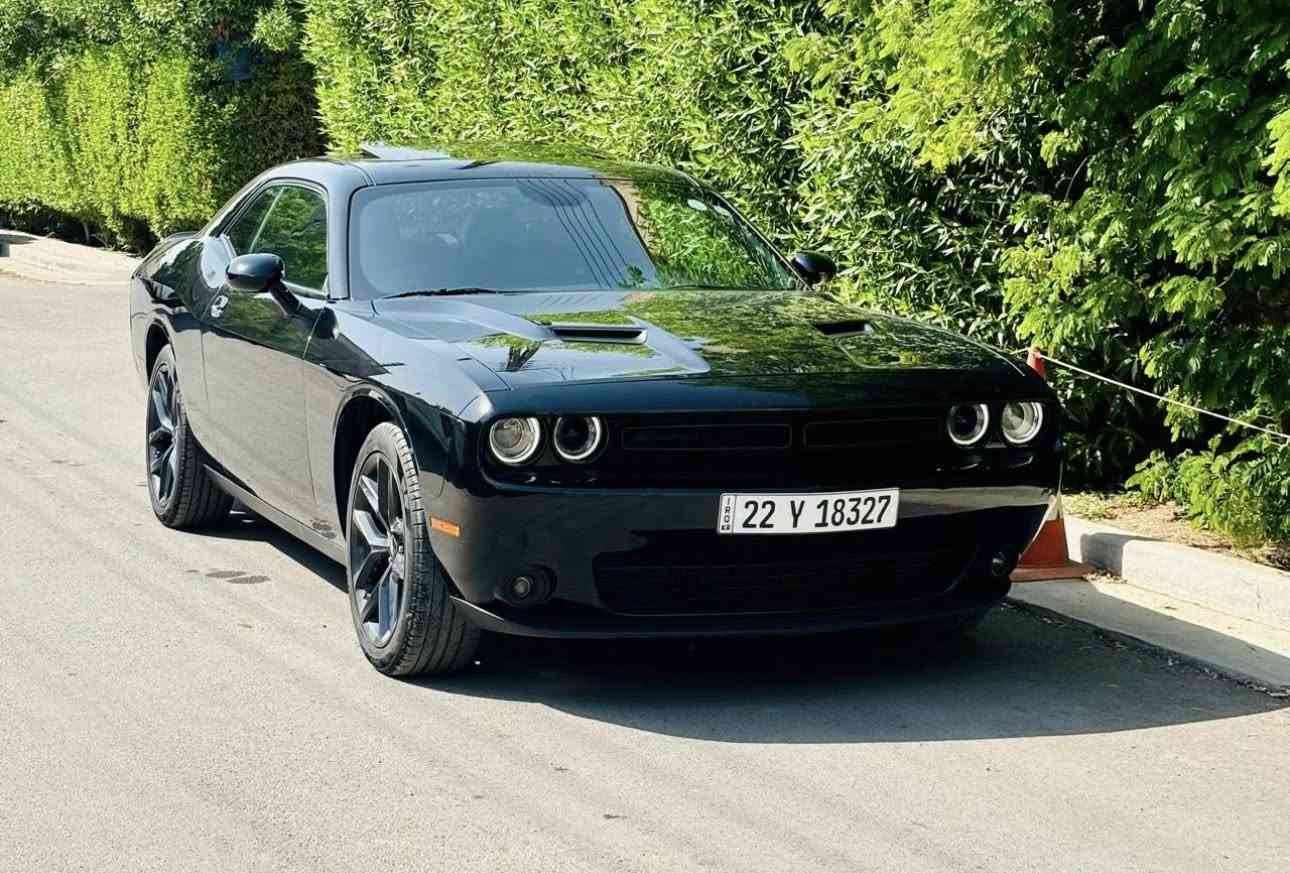 سلام عليكم جالنجر لبيع 23 SXT Last call  سياره من خارج مفتوحه مو مقفوله  
رقم اربيل تحويل او وكاله جاهزه سياره
مواصفات / فتحه / كشنات حضن / شاشه وسط / تدفئ بلكشنات / كرسي سايق كهرباء/ 3 بصمات / 
ماشبه 72 الف
حادث موضوع بلصور صبغ بلجاملغ وعله كد شبر بلصندوك بدون ارباك وبيها كلير جاملغ سايق وباب بجم كبس كله بلادي 

 *********** واتس
