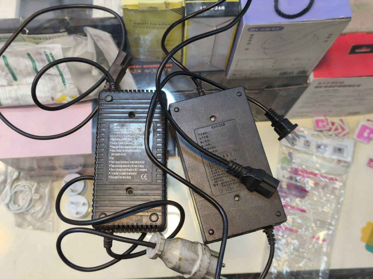 شاحنات مال ماطور شحن
1_  48 V مال 4 بطاريات
2_ 72V مال 5 بطاريات


**إذا كنت صاحب هذا الإعلان وتريد حذفه لأي سبب، رجاءا أرسل رسالة إلى الدعم الفني**