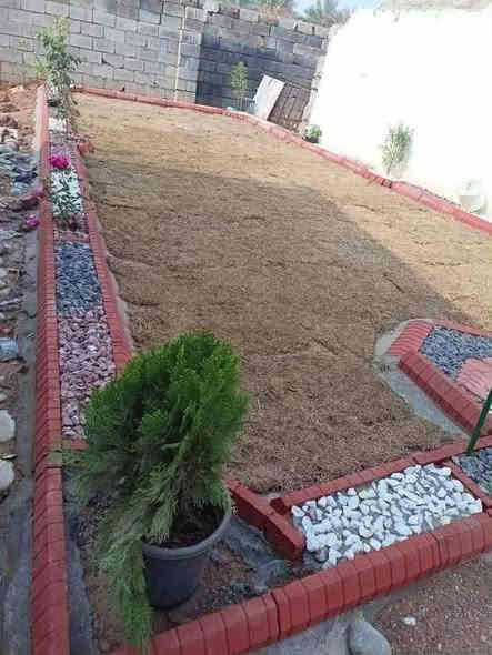 وزراعة النباتات، 🌾🌴🌱والازهار،وقص الثيل.
وعمل الديكورات والتصاميم،الحديثة للحدائق،وعمل وسياجات BRC وسياجات الحدائق، بواسطة الاحجار الملونة والاشتايكر والحلان  ،
ونعمل على تصميم الشلالات 💦والنوافير.⛲ للتواصل ***********
