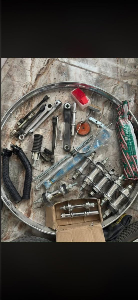 السلام عليكم عندي ذني غراض مال بايسكلات انواع مال تعزيله مال محل بايسكلات الغراض جدد وما مستخدمات ابيعهن شلع بيعه وحده الي يريدهن يتفضل خاص واني خادم
واتساب ***********
