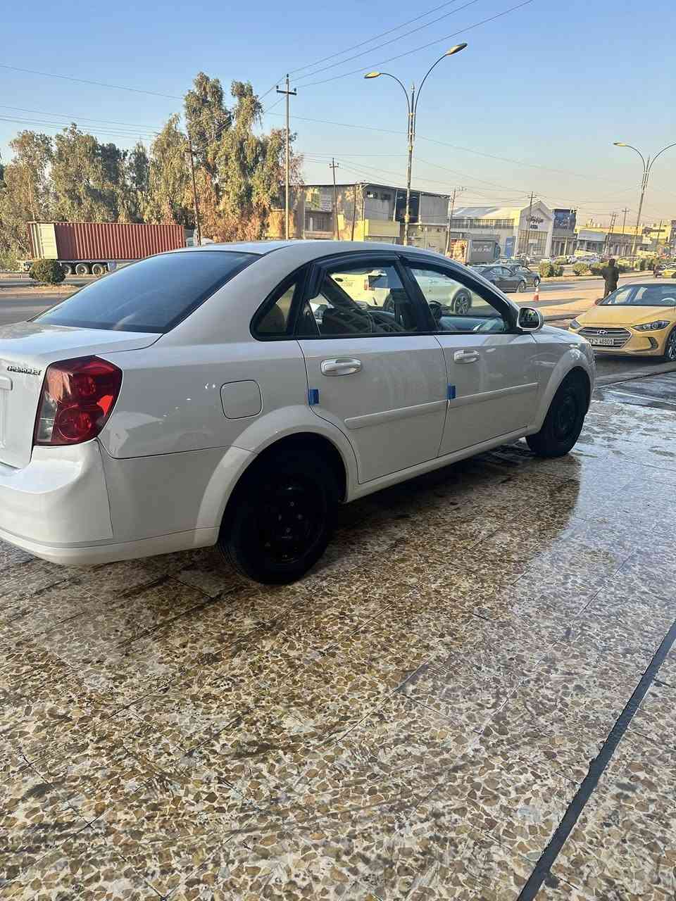 اوبترة 2013 
هزة جديدة 
محرك ما مفتوح ضررها 
موضح بل صورة فقط  
سيارة حيل حلوى 
 ابيعها هيج بدون تصليح 
السعر 95 وبيها مجال بصيط 
التواصل فقط على الرقم او واتساب 
***********
