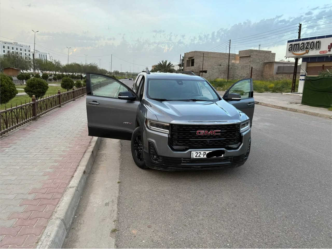𝑮𝑴𝑪  𝑨𝑪𝑨𝑫𝑰𝑨  AT4 2022  جمسي اكاديا
مكينة 3600  V6 كير 9 سرعه AWD 
فول مواصفات  AT4
فتحتين سقف (بانوراما)
٧ راكب (سياحي)
بصمة تشغيل / بصمه ابواب
تشغيل عن بعد
رادار أمامي و خلفي وجانبي 
نظام كاميرا 360 
داتا شو
كشن تدفئه وتبريد
ستيرن تدفئة
ستيرن شفط كهربائي
صندوق شفت Auto
كشن خزن كهربائي
مانع انزلاق / تحديد مسار
قيادة ذاتيه / تثبيت سرعه
سستم سماعات
بريك بصمة Auto 

حادث  /  1GKKNLLS4NZ133330

مكينه وكير كفاله شرط سونار 
مسافة 71000 الف كيلو متر
العنوان /  موصل 

*********** /// السعر $225
