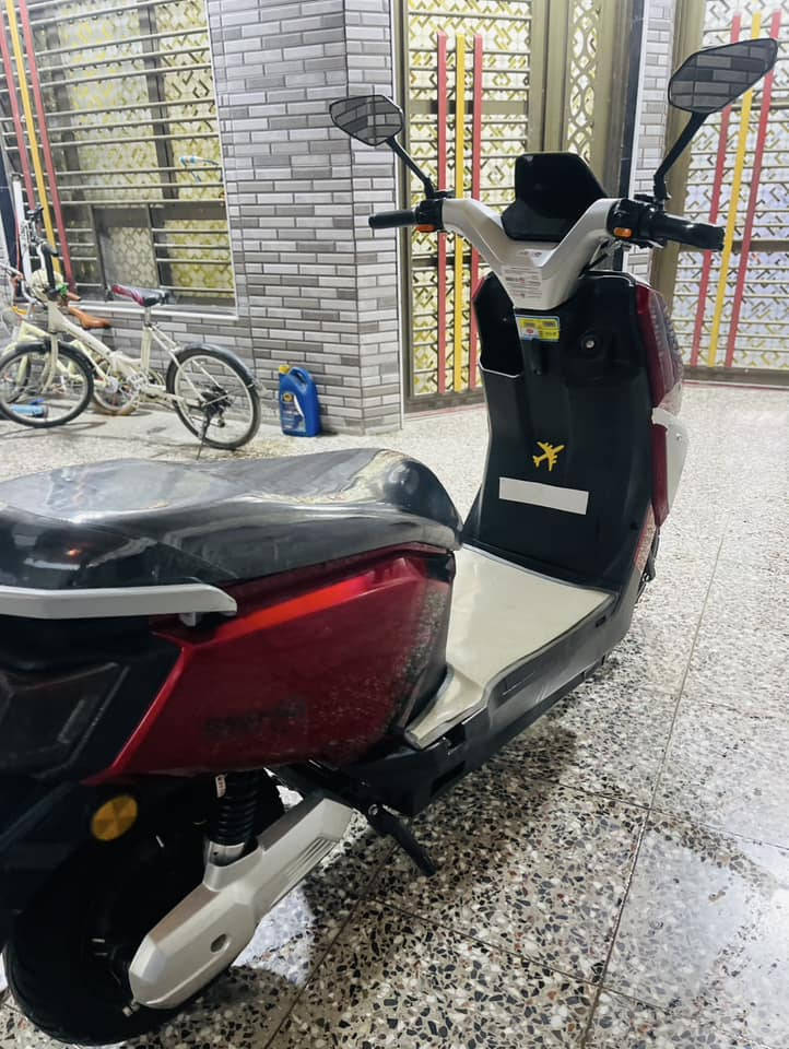 سلام عليكم دراجه شحن للبيع   ثلاث سرع.  نضيفه       سعرها ٦٣٠ بيها مجال مكاني بغداد الغزاليه   *********** واتساب
