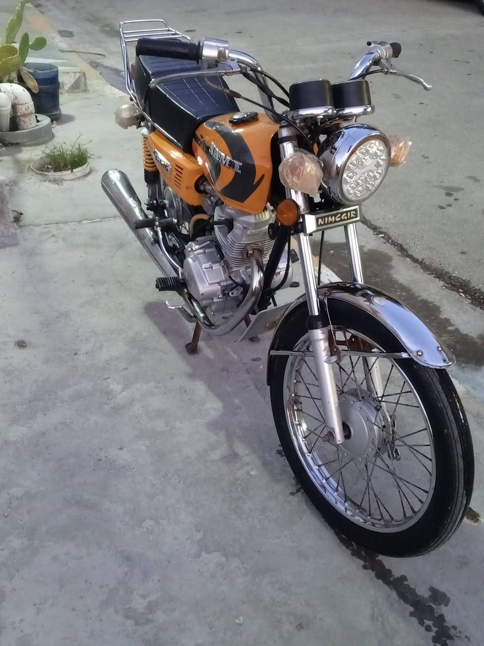 السلام عليكم دراجه للبيع 2020نامه وراق صولي دراجه ربع ما ذب عليهه مكينه خرسه سعر خاص لو تصل وتساب موجود @إشارة


**إذا كنت صاحب هذا الإعلان وتريد حذفه لأي سبب، رجاءا أرسل رسالة إلى الدعم الفني**