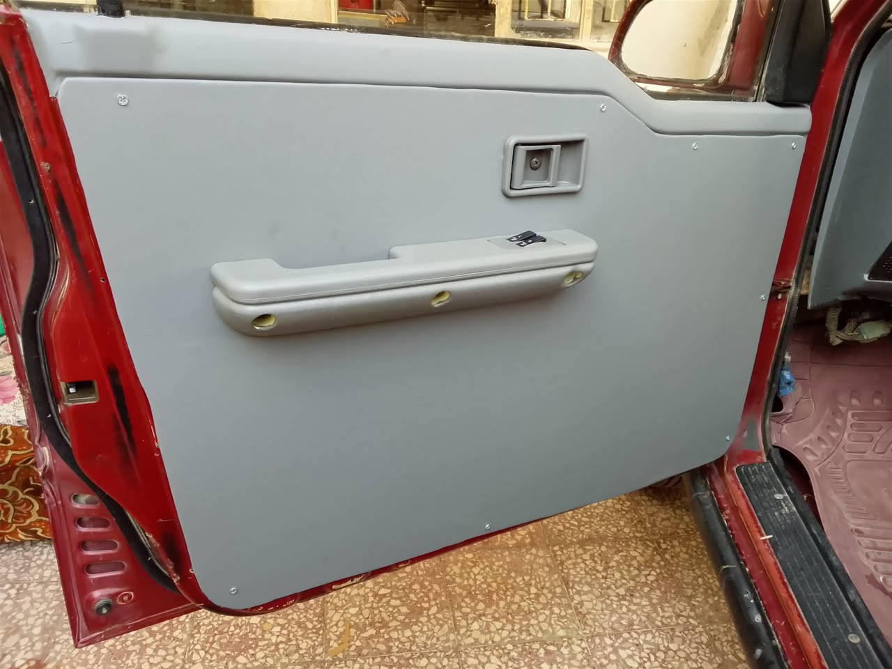 تحوير ابطاين سازوكي
يوجد لدينا تحوير ابطاين أبواب لجميع انواع السيارات 
العنوان العزيزية الشباب مقابل العمارة السفينة 
الاستفسار اتصل على الرقم ***********
خادمكم ابو رســــــول
