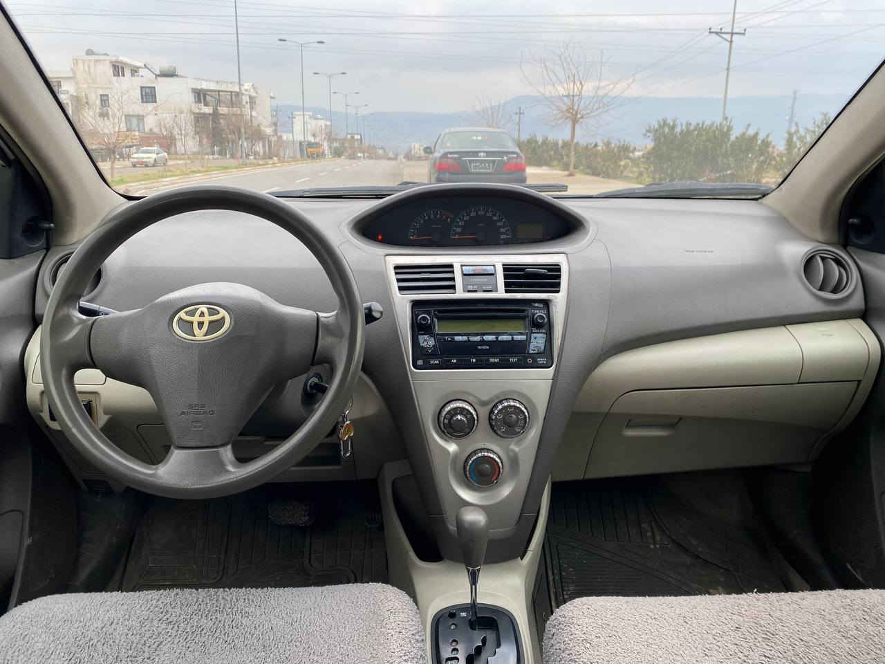 یارس مۆدیل 2012
گێر ئۆتۆماتیک و دەبڵ گێچە 
جام کاربایە و ویل کەپە
سەنەوی بەسەر چوە 
مکینەو گێری بەشەرت
سێ پارچەی و پەڵەیەکی هەیە سۆنەرەکەیم داناوە سعری 85$و معامەلە
*********** شمشمل, السليمانية
