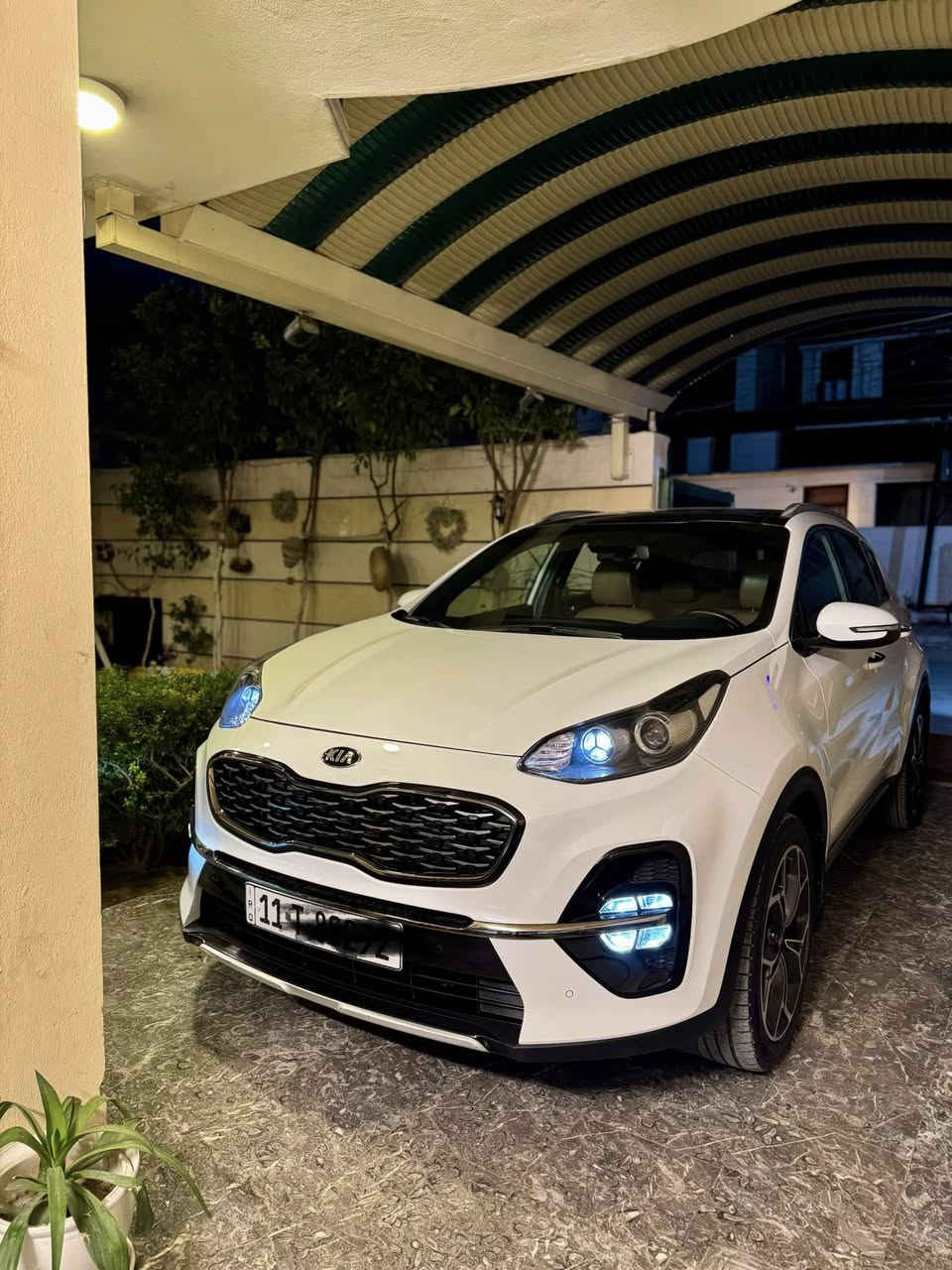 #️⃣ كيا سبورتاج خليجي 2019 GT Line
🚗 جيتي لاين فول الفول (1/1) خليجي 

📄 مكفولة صبغ وتبديل عدا مكانين بارد صغار

السعر قفل من الأخير 206$

🔧 محرك 2000 دوش

📟ماشية 83,000 Km

✨ بنوراما – جلد لونين – دبل كشن كهرباء

📱 شاشة أصلية GPS – أريل نافيكيشن

🔑 بصمة تشغيل – شاحن وايرلس

💡 زنون بلادي + بك لايت LED

📡 حساسات أمامي وخلفي

🛞ويل 19 GT Line

🎮 تحكم كامل ستيرن + شفتات كير

🚪 صندوق كهرباء – سايد بريك بصمة

📍 بغداد  

🪪 رقم بغداد دولي باسمي الجديد

📅 سنوية جديدة

***********
