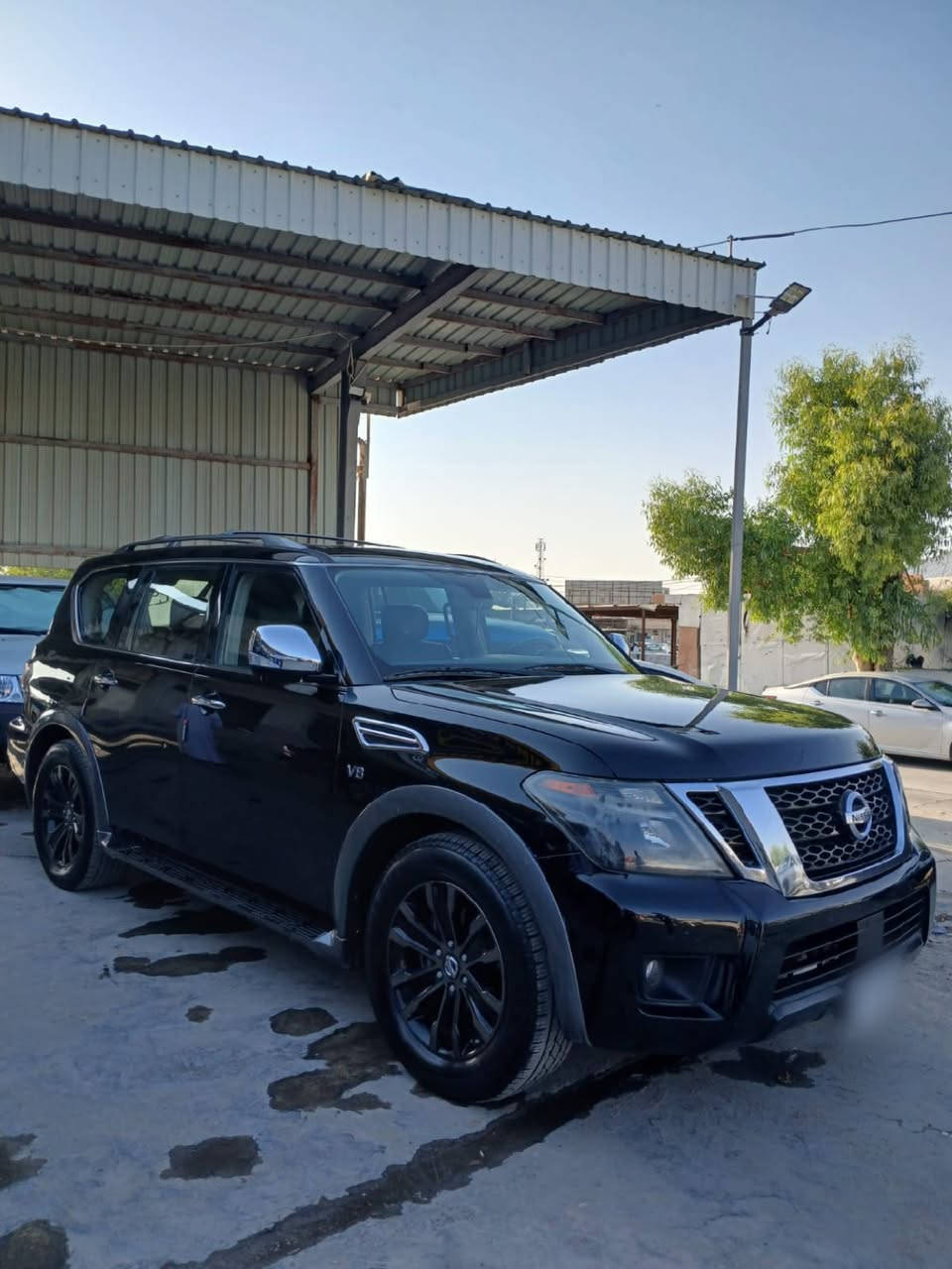 ﷽
‏ NISSAN ARMADA2018  
نيسان ( أرمادا2018) فول مواصفات 
لون اسود ملكي 

◽️محرك ( V8 5.6L ) ثمانيه سلندر🚀🚀
🔷داخل جلد اسود
🔷ماشيه ( 104) الف  حقيقي
🔷سياره فول مواصفات بلاتينيو
🔷محرك _(5.6L)-(v8)
🔹گير محرك بشرط مامفتوح جديد كل على وضع الشركة
◽️سيارة بيها ( بس نص جاملغ ) بدون دواخل بشرط
🔹سيارة جديد جدا ونظيفة
🔹سيارة داخل و خارج كل جديد كل على وضع شريكة

◽️مواصفات
🔹( بصمة - رادار   - تشغيل عن بعد - كامرات محيطيه-صندوق شفت - ٧ راكب  - كشنات تتفيئة - كشن و ستيرن خزن -تبريد مركزي - حساس أمامي و خلفي - لايت ليد و زينون - داخل فورميكا -  بعد )

◽️محرك كير  بشرط مامفتوح
سياره حيل نظيفه كلشي علي بلاد لوك
بسميً السنويه بشرط تحويل و غرامات
سياره مابيها دينار مصرف كامل من كل نواحي

◽️نظافه ١٠٠٪؜ كامل سيرفس بدون نقص و بدون مصرف سياره اي نقص مابيها 
4 أيطارات جديدة تاير و ويل

نفسي يوم /تحويل و كاله حاضر
مكان / داخل  بغداد الكرخ 

◽️سعر _ 210 مجال بصيط 🔐
◽️موبايل /*********** ::: *********** 📲
 
ان شاء الله الي تعجبة تصير من قسمة  🤝🤝
