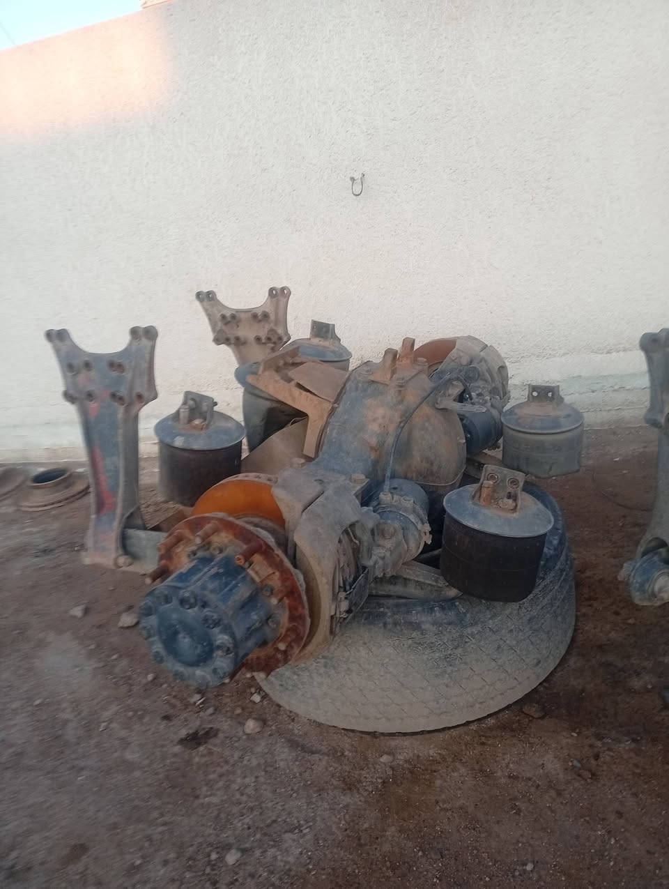 *********** للبيع اكسل دمعه
وسنكل مزوج بي فطر موضح بصوره تاجي
