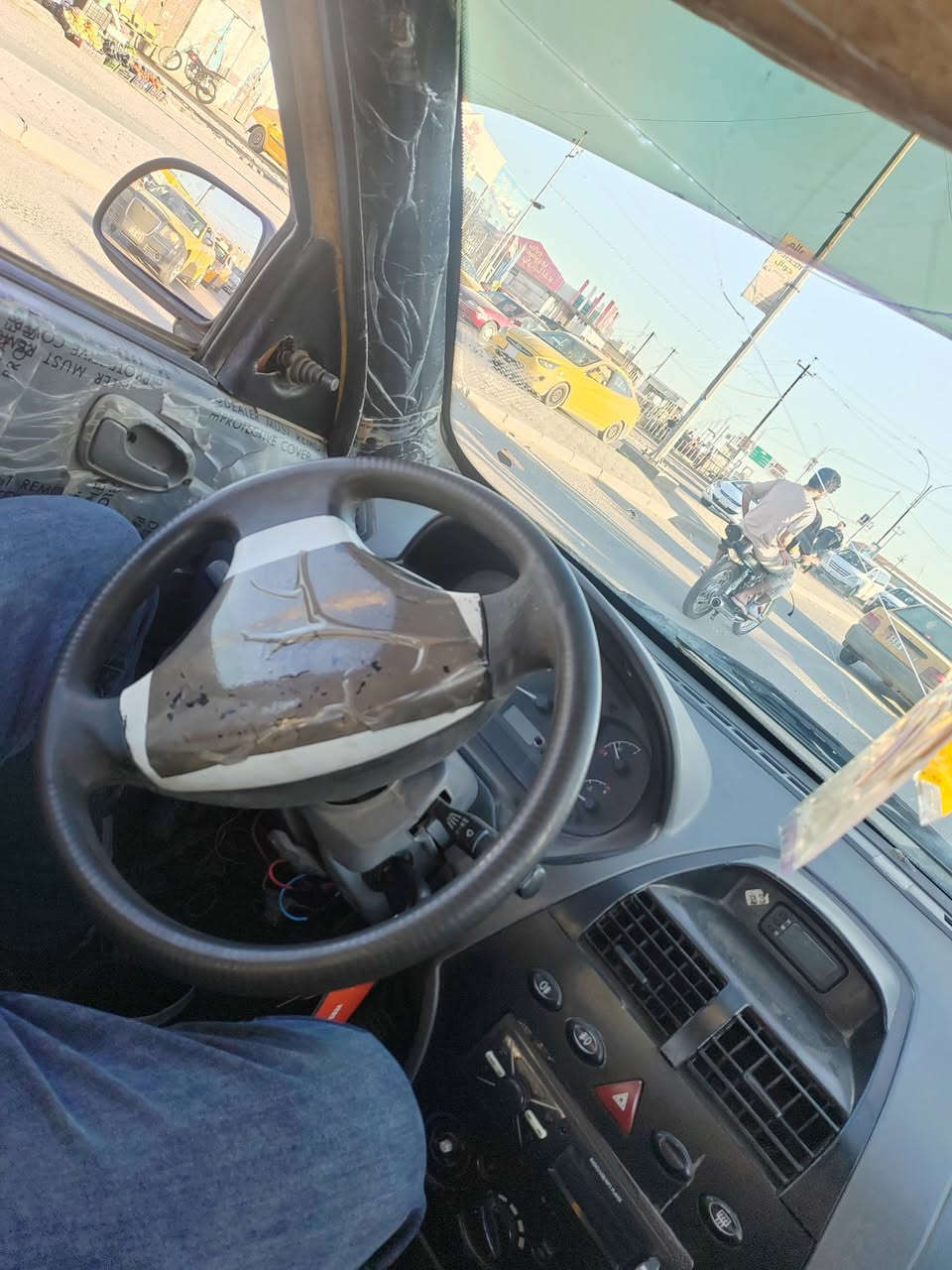 تايبا موديل 12 سياره حلوه شوف العين كير مكينه سياره حلوه رايدها ب12 ورقه وبيها مجال بسيط ***********
