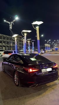 ES350 • بلاتينيوم • ٢٠٢٤