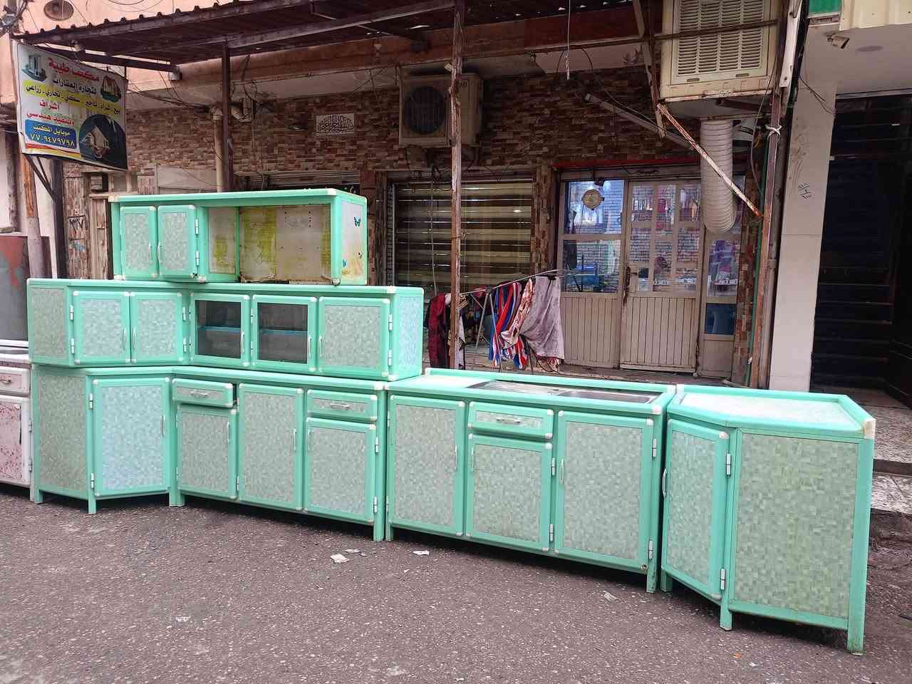 السلام عليكم ورحمة الله محل ابو فراس وادي حجر قرب فلافل بدر الشري يجي خاص او يتصل  متواجد على الفيس. ***********
