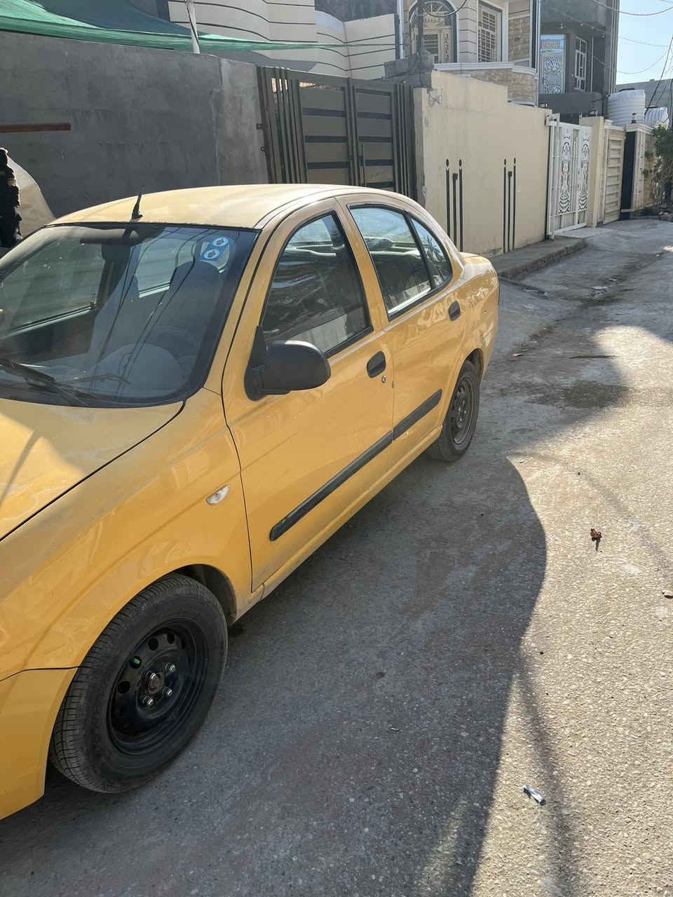 سلام عليكم طيبه مديل 15 مكفوله  من الصبغ والتبديل عده هاي الطخه الي بل باب رقم انكليزي هزه جديده مكينه بيه خيط بخار مكانه ديالى بعقوبه  السعر 35 وبيه مجال ***********
