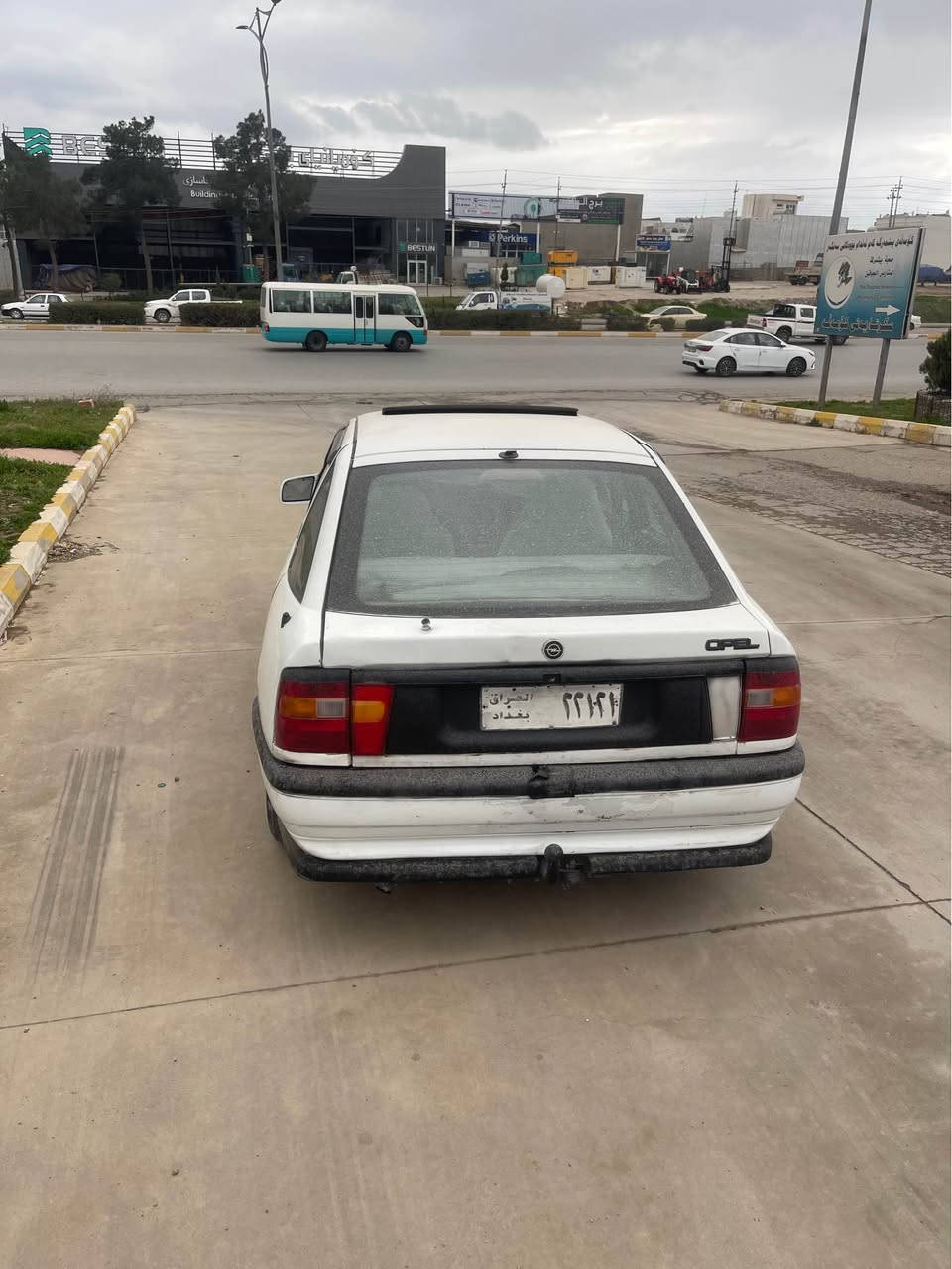 ئۆپڵ فكترا 
مۆدێل ١٩٩٢ 
ئارمی پلاستیكی سلێمانی 
مەكینە ١٨ 
بەشەرتی گێرومەكینەو
هەموو گیانی ئیش ئەكا 
سەیارەكە زۆرپاكەو مالی دۆستە و جایزە
سعری ٢٠ گەڵاو معامەلە 
*********** السليمانية, العراق
