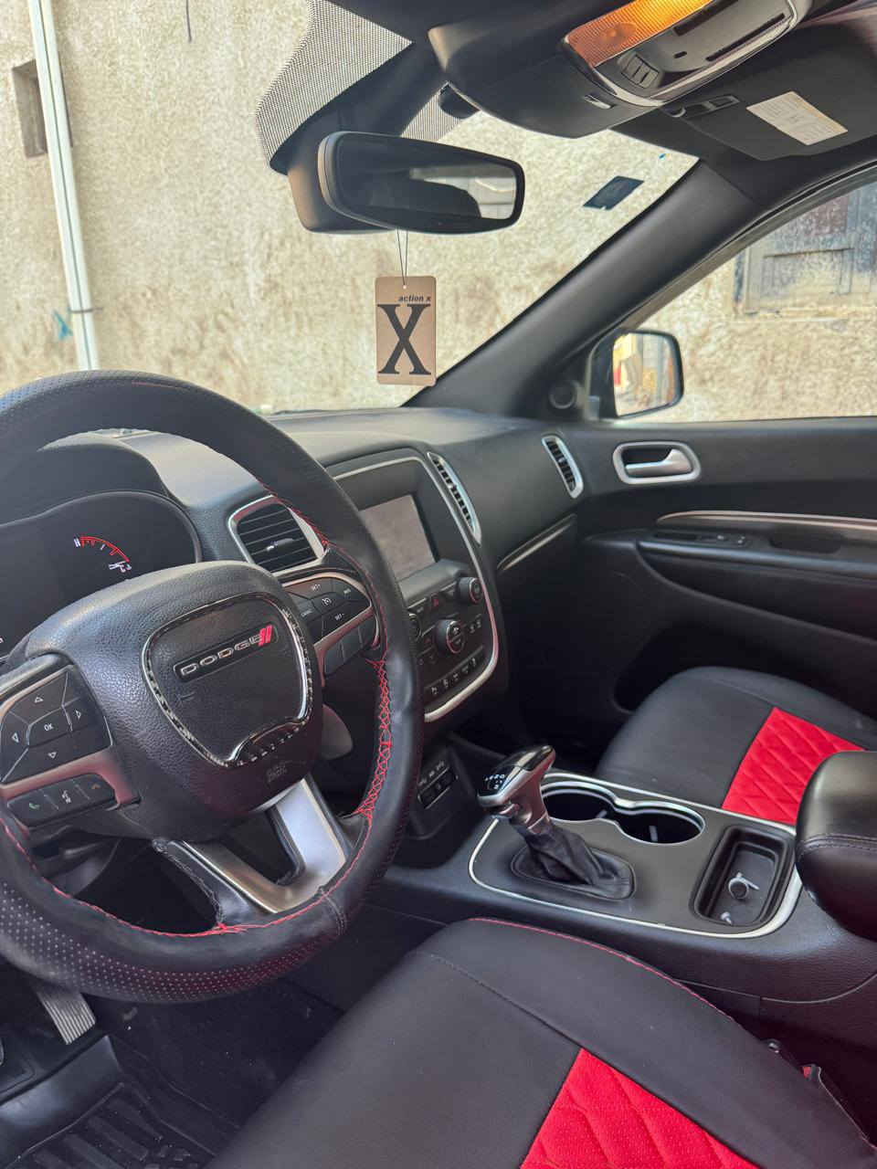 السلام عليكم

دورنكو 2020 للبيع sxt plus 
وارد امريكي حادث بنيد ودعامية مبدل
بسيط وموضح بالصور
 ماشيه 84 الف كيلو

المواصفات //

فتحة
كشنات مخمل
شفتات استيرن 
ثلاث وضعيات قياده 
كامره + حساسات
شاشه وسطيه 
مرايه عاكسه للضوء 
تحكمات استيرن 
كروس سرعه
تبريد 4 قطع 
حساس خلفي + توقف ذاتي 
سبايدر سقف 
لايت زنون 
تخم تاير جديد

السياره جديده بيها بعض الملاحضات البسيطة خابر وتدلل

مكاني البصرة شط العرب 
السعر 240 وبيها مجال
 للتواصل / ***********

