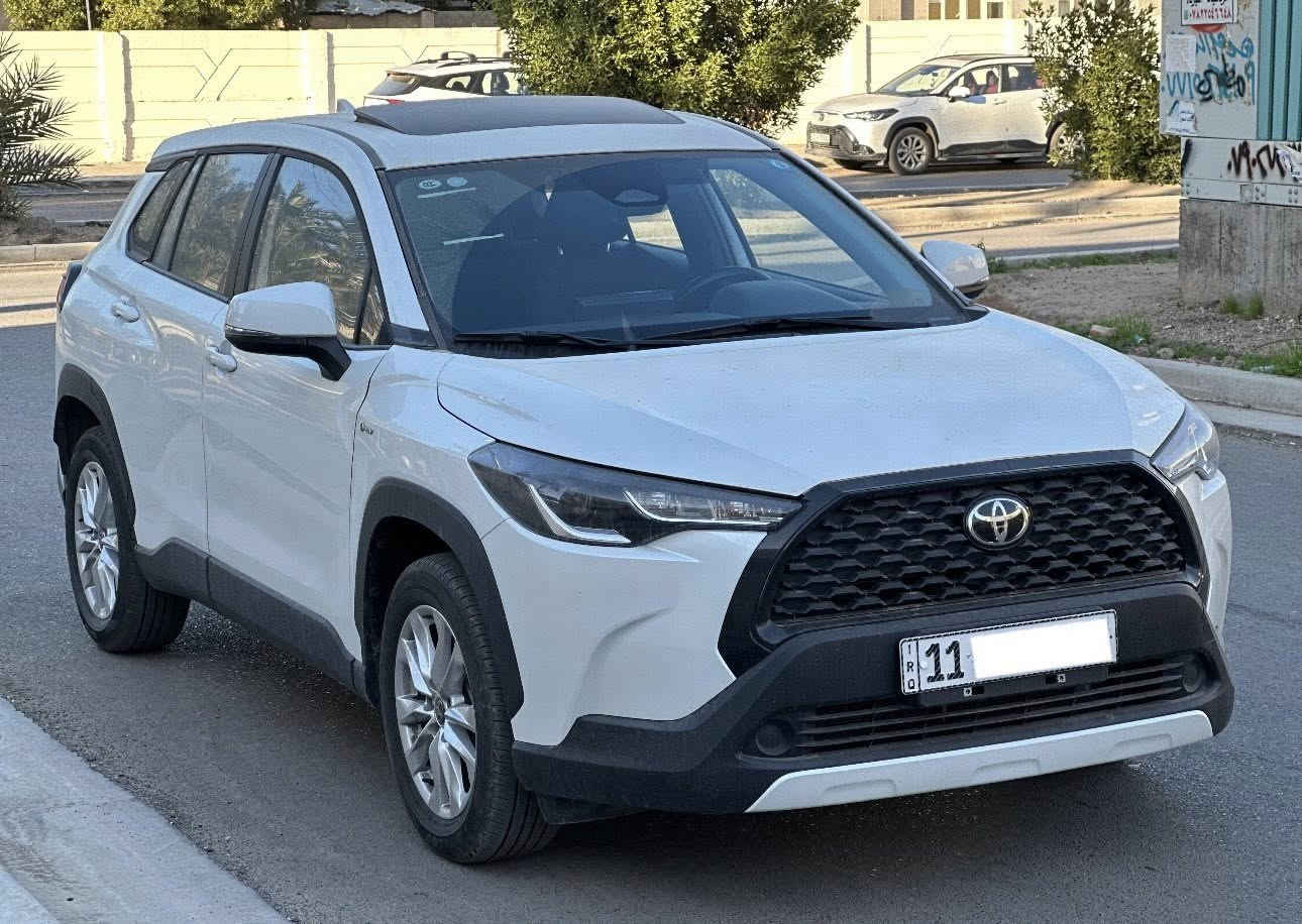 تويوتا كورلا كروز خليجي هايبرد موديل 2024 بحاله الزيرو
جديده جدا بدون ضرر رقم بغداد بأسمي تحويل مباشر
عداد المسافه 9 كم المواصفات فتحه سقف رادار امامي
تبريد شاشه قطعتين نضام تحديد مسار شاشه ابل كار بلي
نضام ترحيب عن قرب ذاتي قياده الاليه تحكم مقود اربع جهات
واكرر السياره جديده جدا وبوضع الزيرو تعتبر المكان المنصور 
للاتصال ***********
