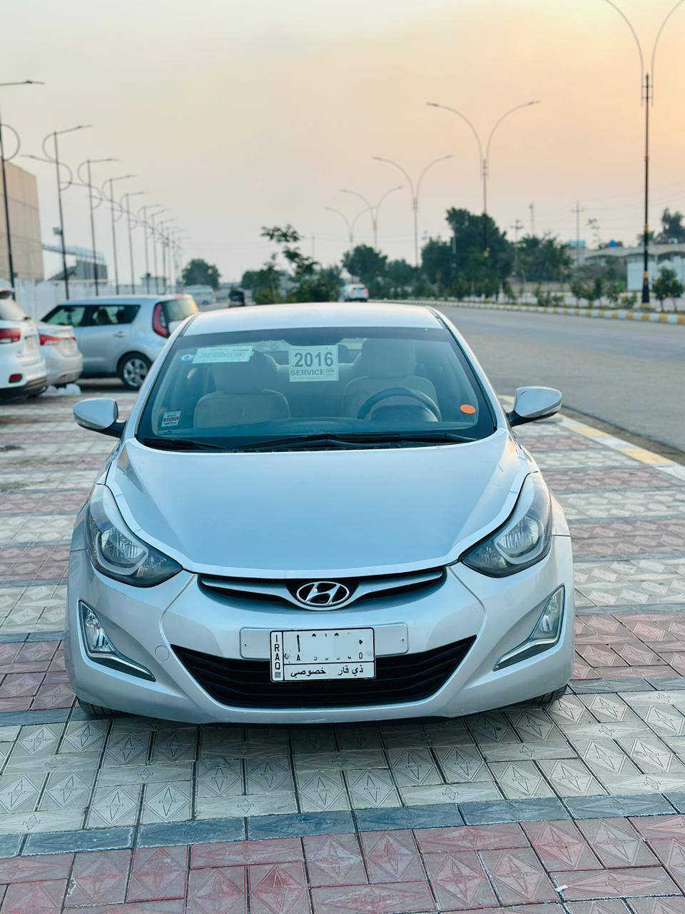 السلام عليكم 
هونداي الانترا موديل 2016 خليجي مكفولة ضربه وتبديل ماعدا رشة صبق بسيطة جدآ 
السياره جاهزه كير مكينه حداديه تبريد
المواصفات مكينه 1800 ويلكب شاشه كامره اشاره بل مريء تبريد قطعتين السعر 120 وبيها مجال قليل 
مكان السياره ناصريه مركز الاستفسار والاتصال/***********//***********
