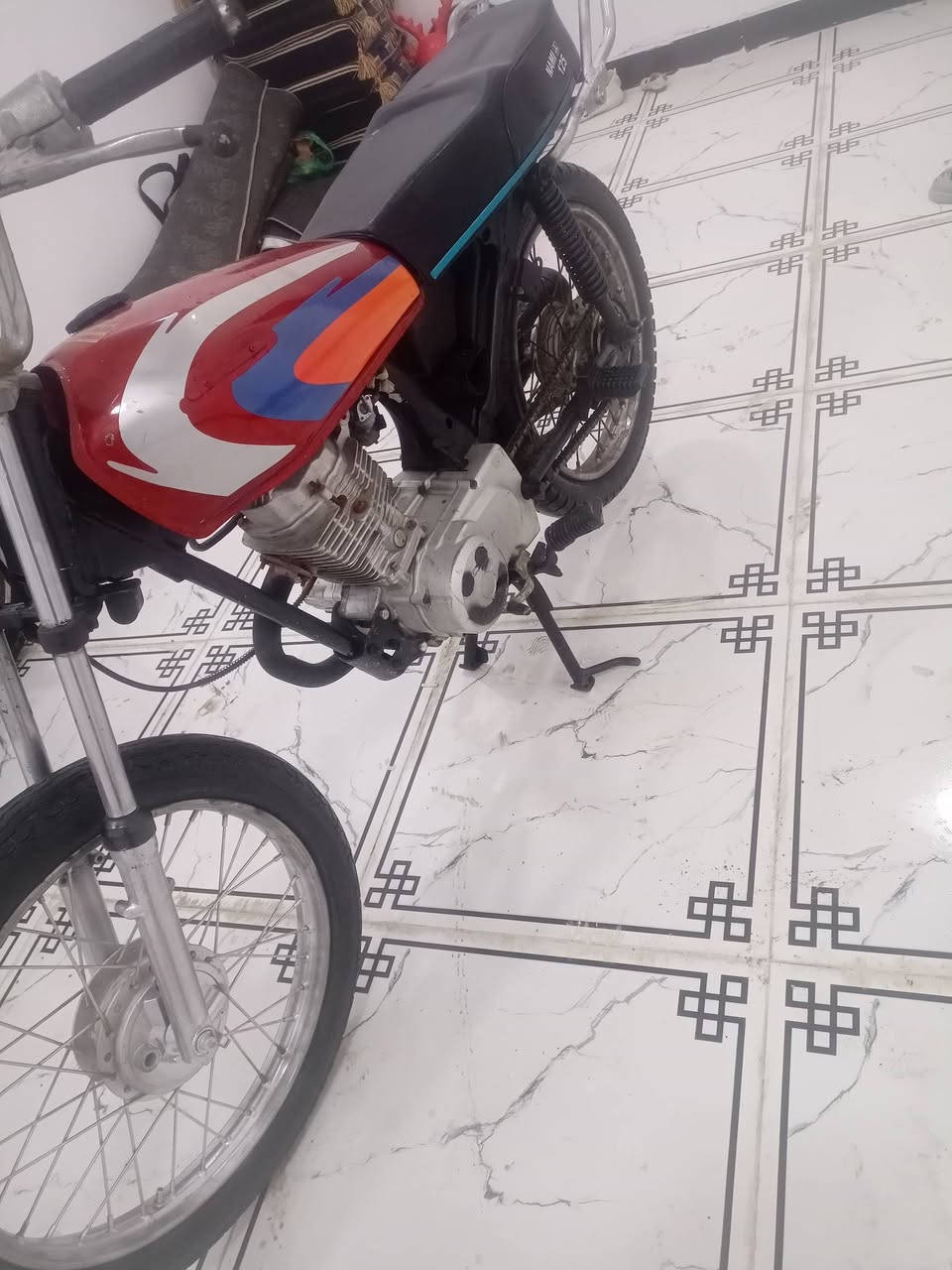 ادوات نامه مكينه مامفتوحه شلعه ومعدل دراجه نشطه 350 قفل *********** مكفوله من البوكه
